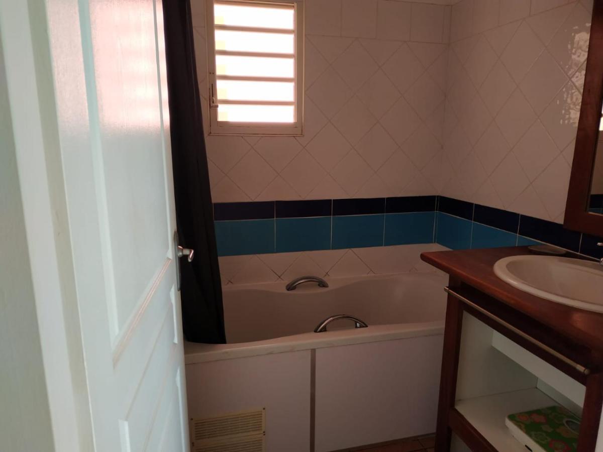Appartement Edenoa/Vue Mer/ Plage/Piscine Le Gosier  Zewnętrze zdjęcie